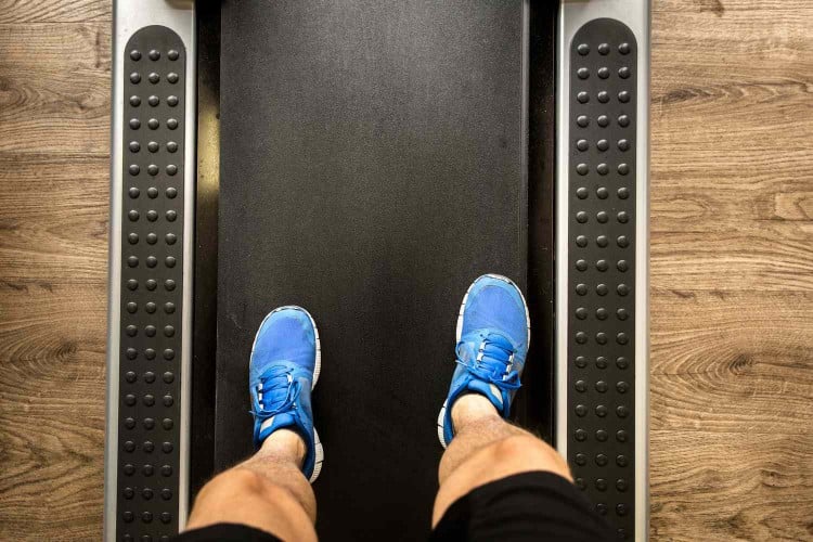 Walking Backwards on the Treadmill for Knee Pain, Balance