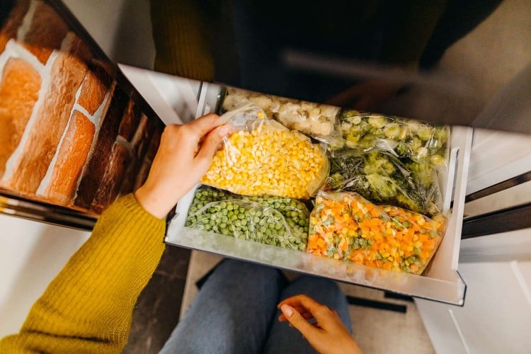 Does Freezing Food Change Its Nutritional Value?